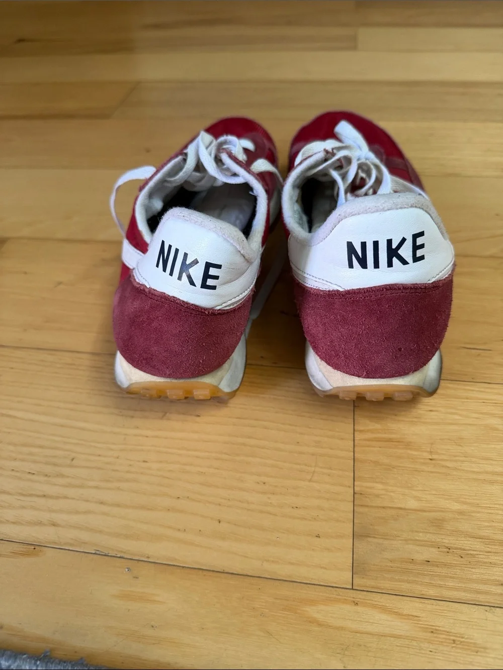 Nike Men’s Challenger OG Sneaker. Size 12!